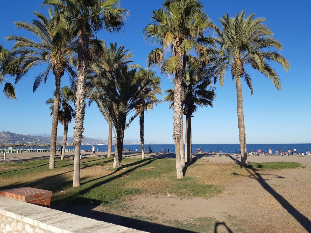 Apartamento Eursu Playa Малага Экстерьер фото