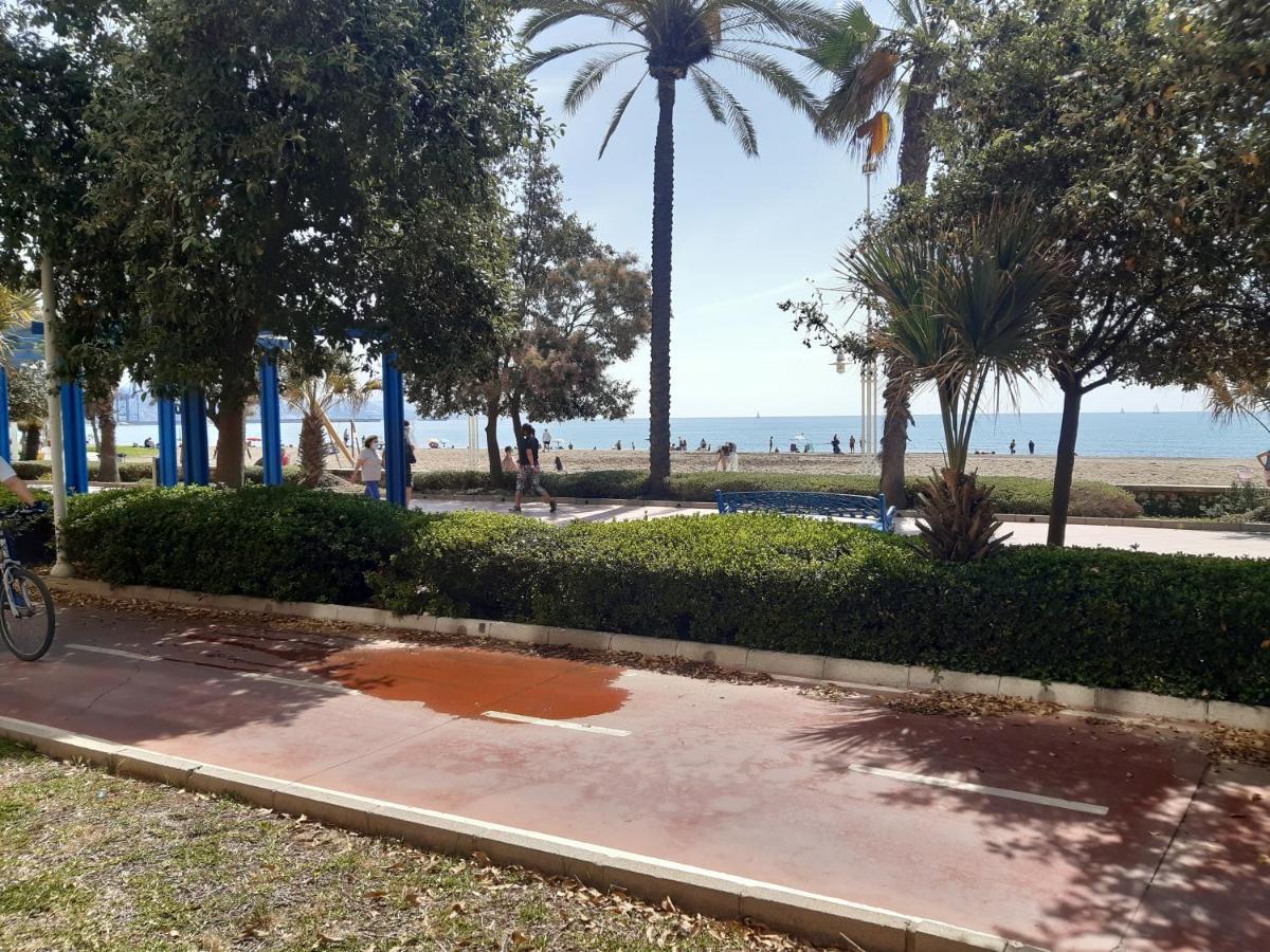 Apartamento Eursu Playa Малага Экстерьер фото