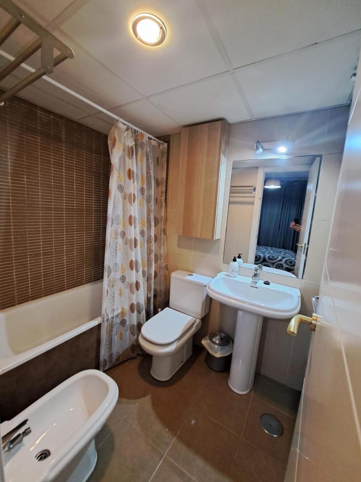 Apartamento Eursu Playa Малага Экстерьер фото